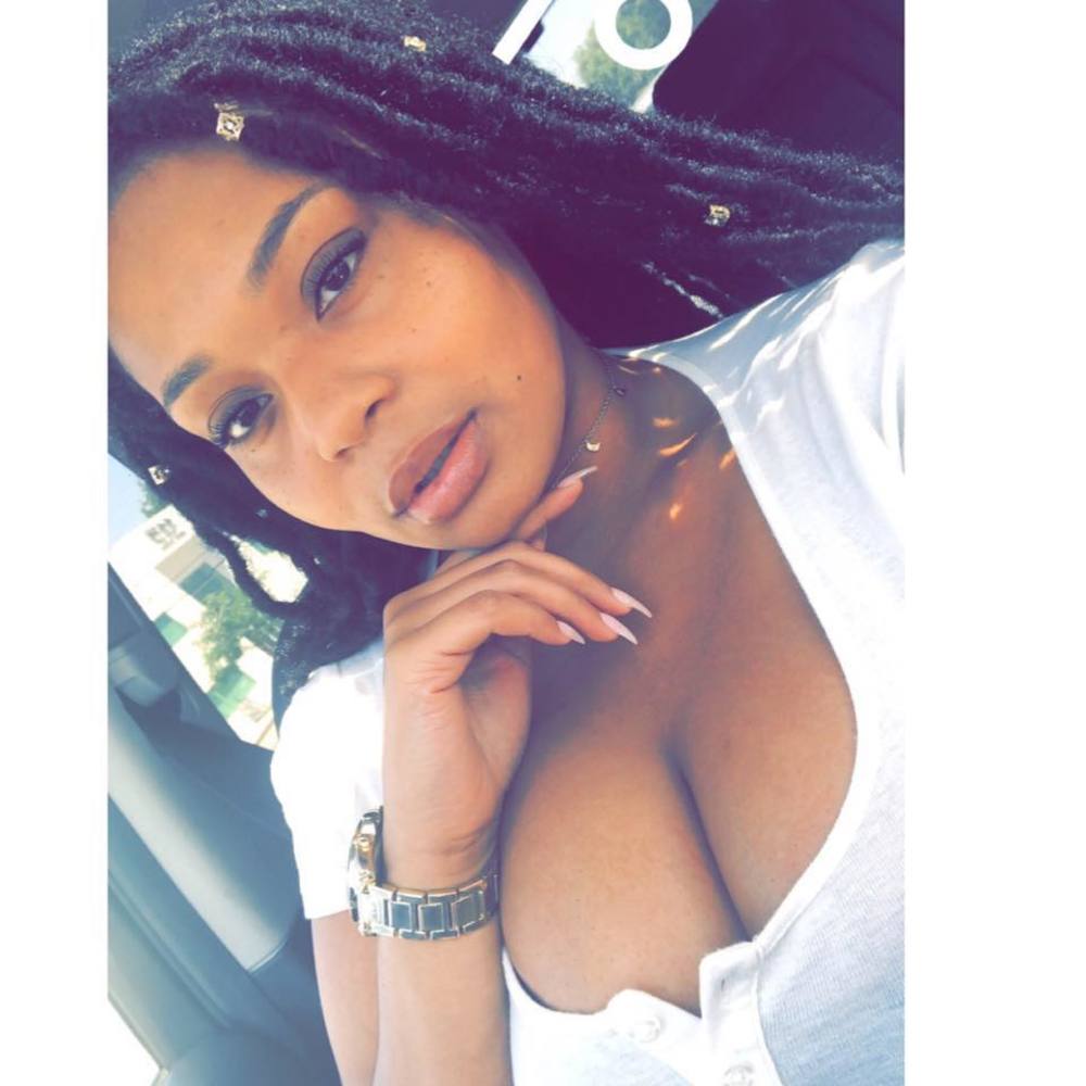 Meet your Posher, Bria